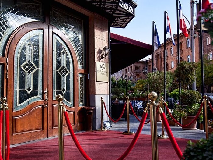 1550493945_national-4